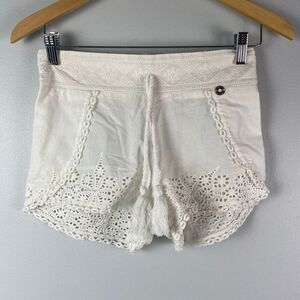 OndadeMar White Eyelet Embroidered Shorts - Size XS